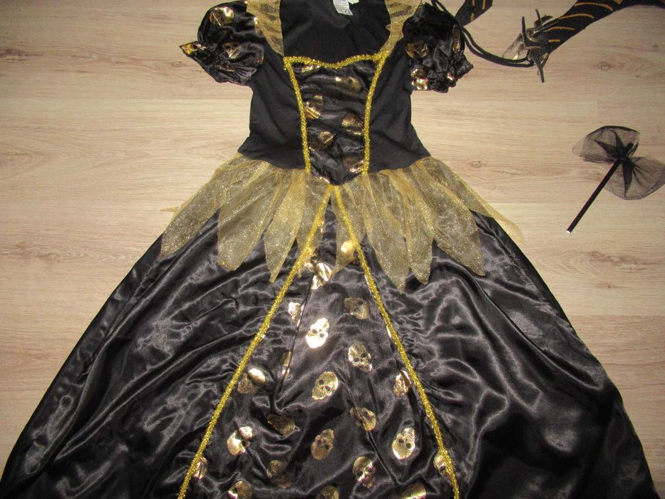 страхотна РОКЛЯ за ХЕЛОУИН с аксесоари--140 номер