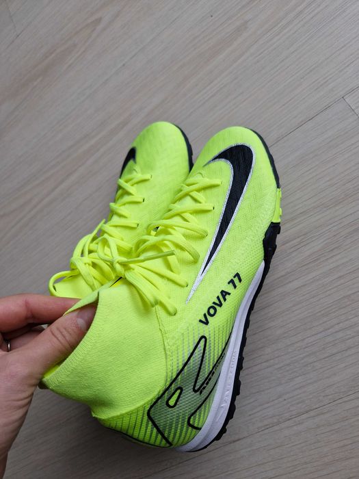 ghete de fotbal Nike Mercurial 37