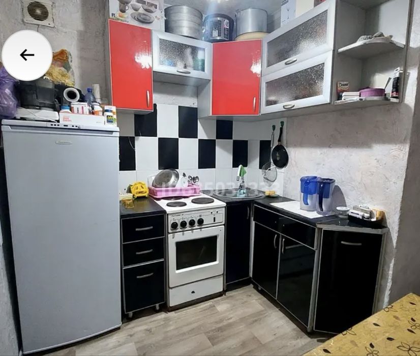 Продам кухню угловую