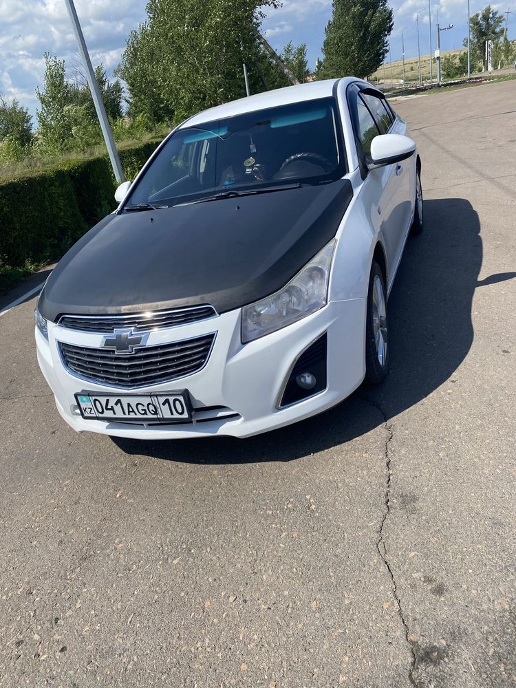 CRUZE 2013г.в в отличном состоянии.