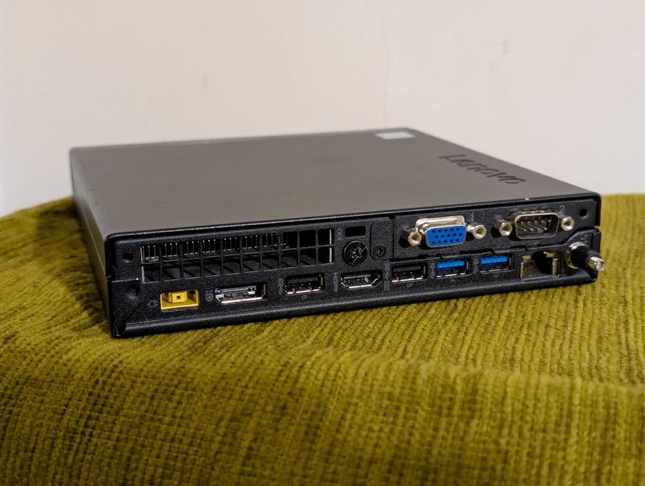 Mini PC Lenovo ThinkCentre M720q Tiny i3-8100T 8 gb RAM/ ssd 250 gb