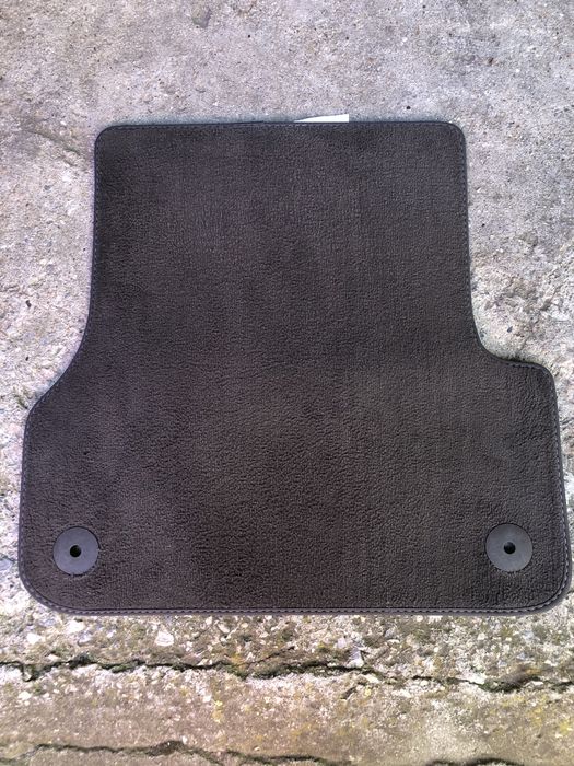 Оригинални мокетени стелки за Audi A7 Sportback (C7)