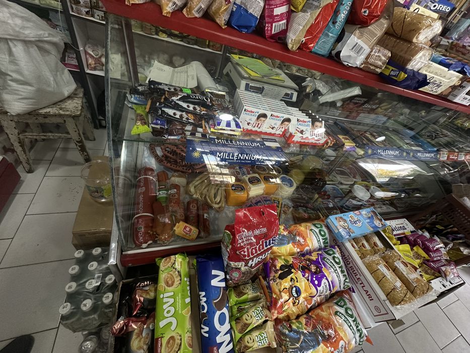 Сотилади Витринный холодильник