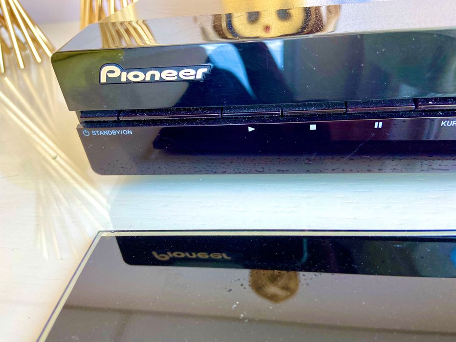 Продам домашний кинотеатр с 4 колонками и сабвуфером Pioneer