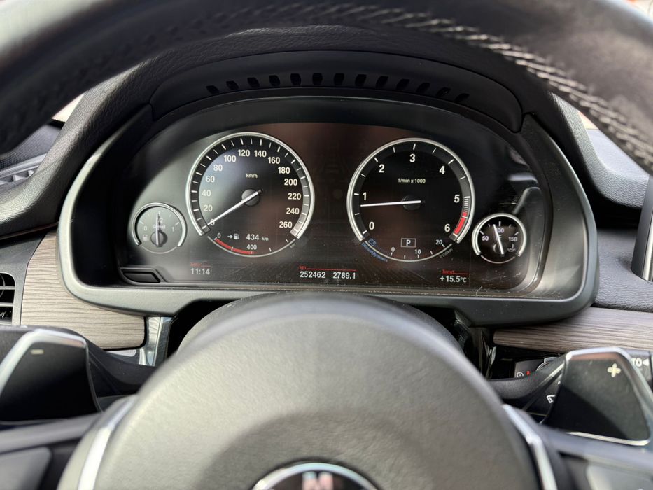 Vand autoturism marca BMW X5