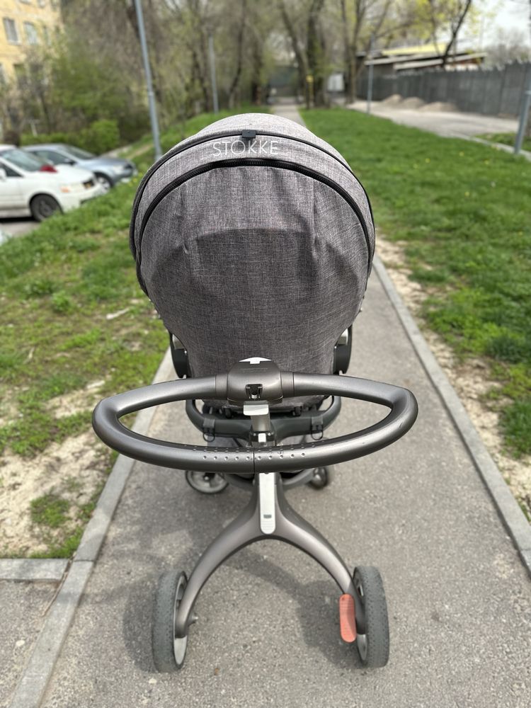 Коляска Stokke