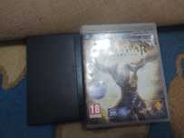 Vând ps3 și cu un joc