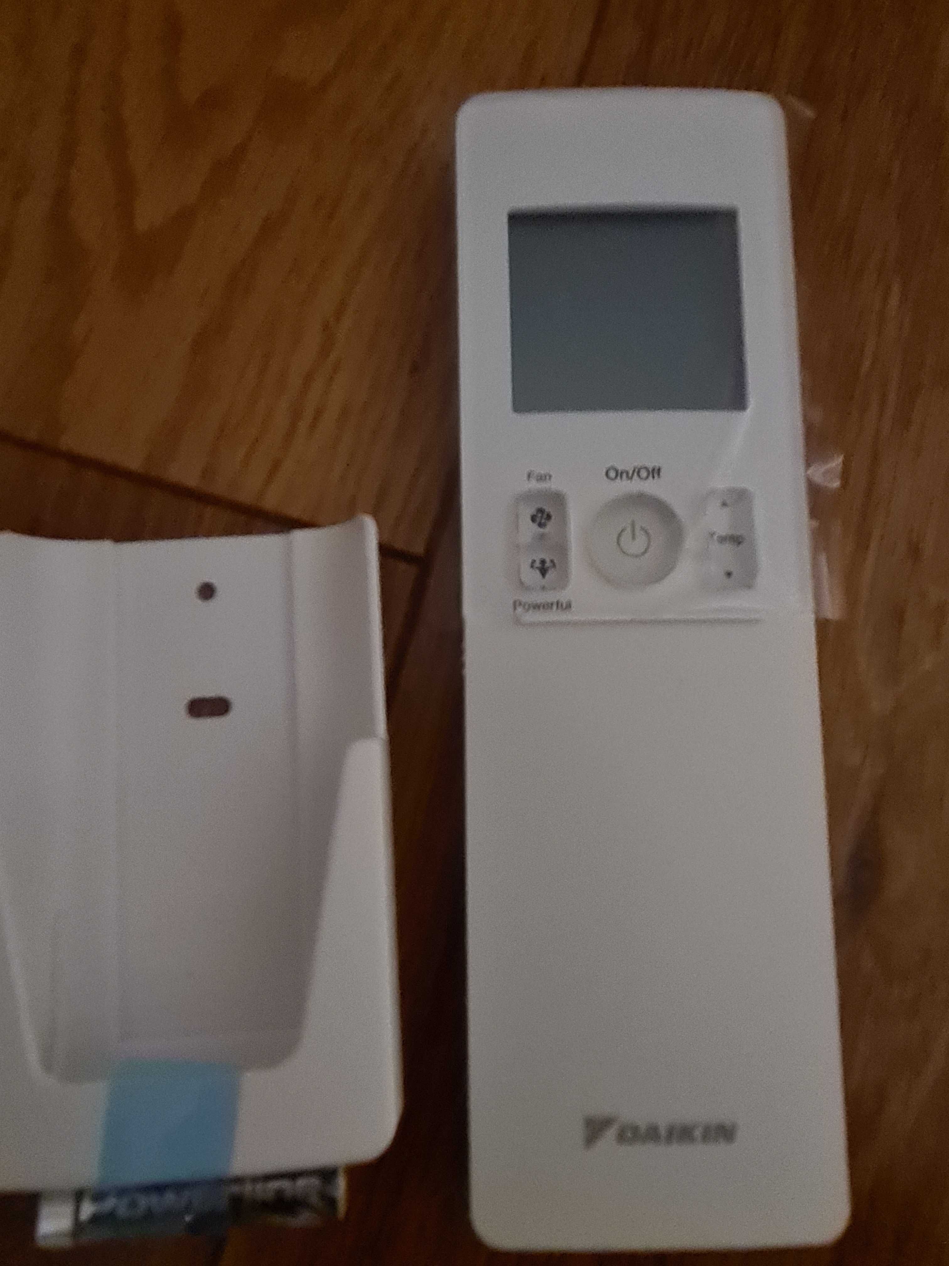 Дистанционно за климатик Daikin AEC466A86