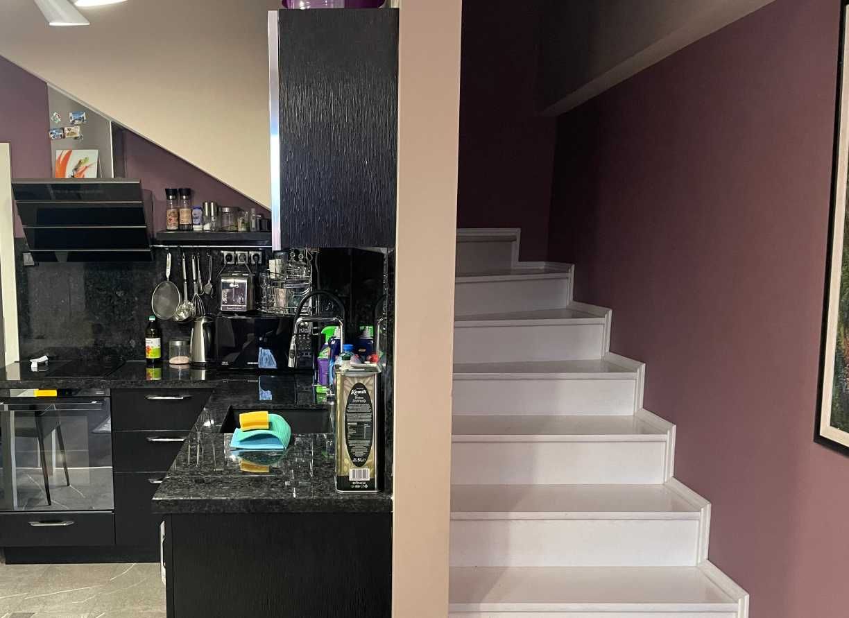 Дава се под наем Тристаен апартамент в Бургас, Център - 88 кв.м за 280.5 € - Снимка #3