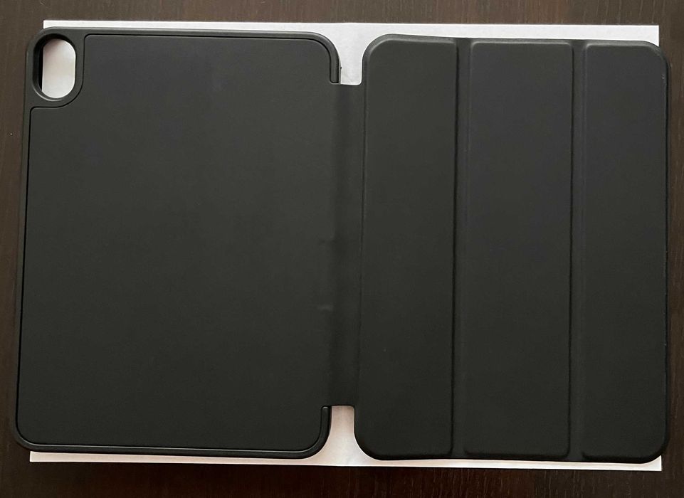 Vând husă de protecție Next One pentru iPad Mini 6-7