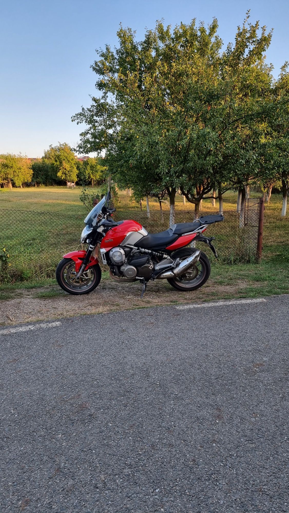 Aprilia Mana 850