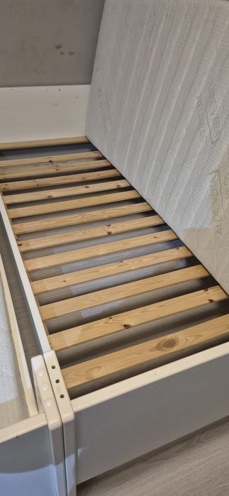 Pat de o persoana cu saltea