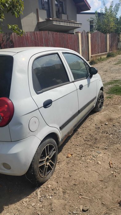 Autoturism Chevrolet pentru dezmembrat funcțional