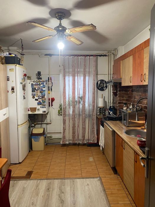 Vând apartament 4 camere Trivale confort 1 decomandat