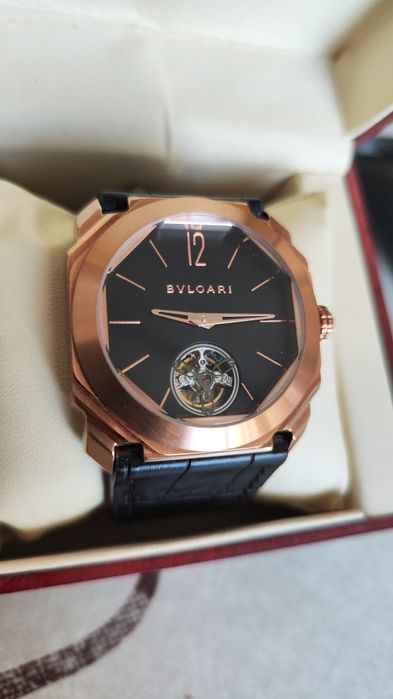 стильные мужские часы BVLGARI