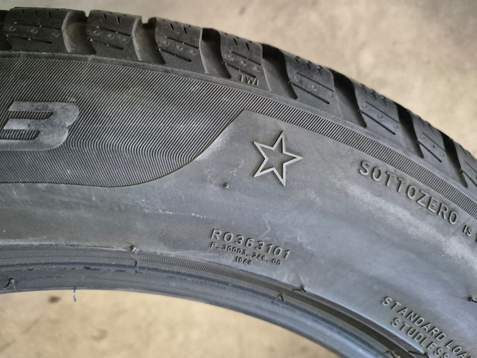 2 anvelope iarna Pirelli 205 60 17 stare foarte bună