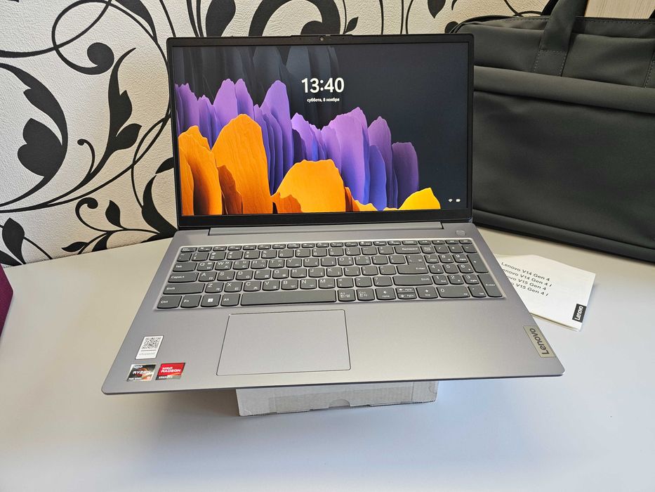 ПРОДАМ Lenovo V15 G4 Мощный Ноутбук Ryzen™5-7520U/8GB/256SSD/15.6"iPS.