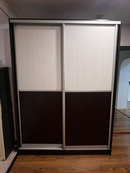 Продам шкаф купэ