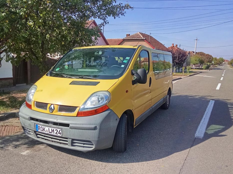 Renault trafic 8+1 long 1.9dci