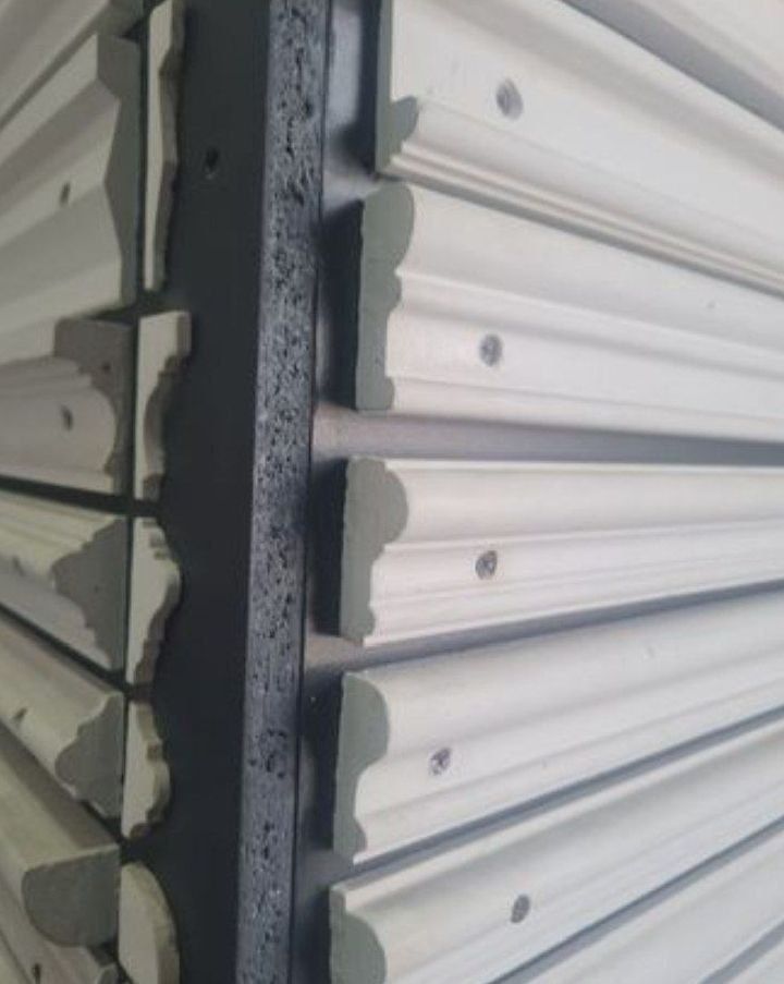 Tyaga Lepka Molding