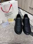 vand adidasi alexander mcqueen