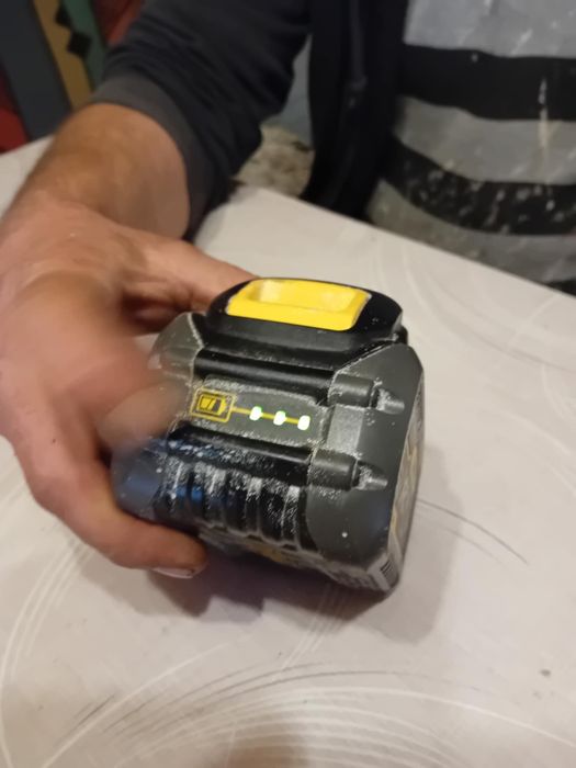 Baterie Dewalt16amperi