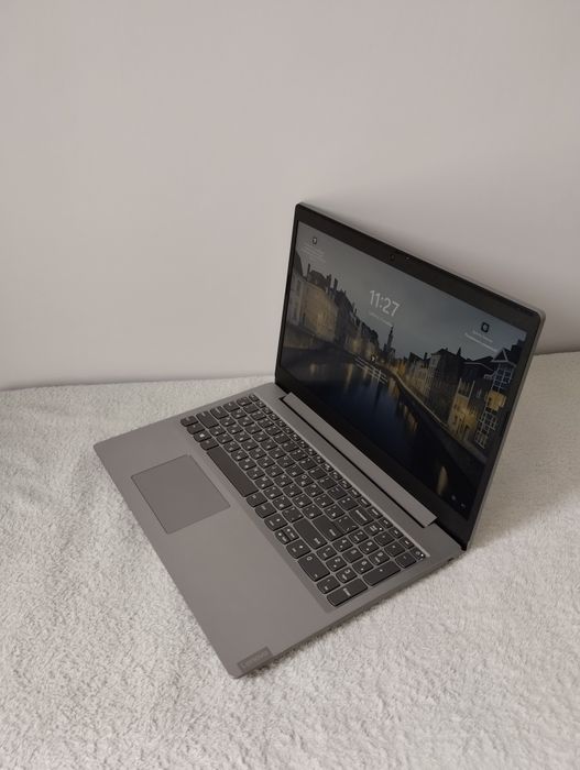 Ноутбук для учёбы, работы