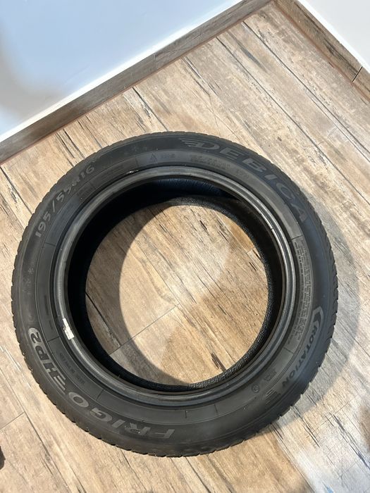Set 4 anvelope IARNA Debica 195/55 R16
