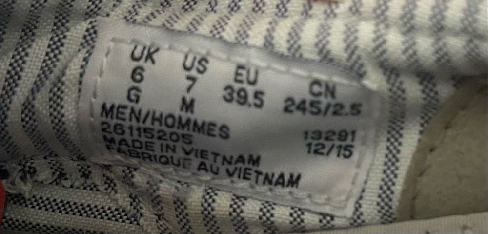 Vind pantof clarks 1825