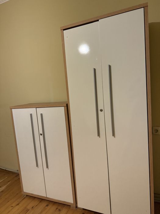 Гардероб малък и голям