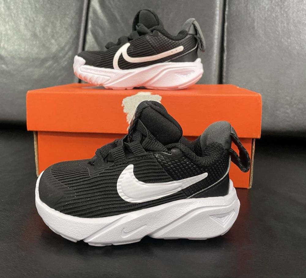 NIKE маратонки 18н