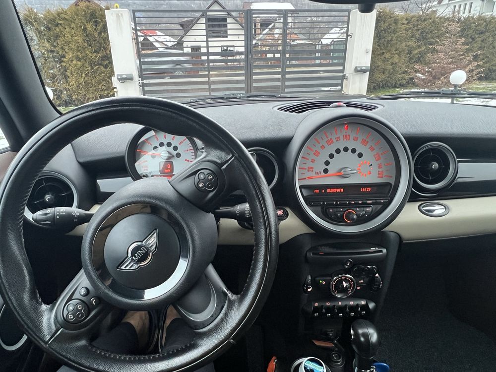 Mini Cooper Clubman 1.6 busines line