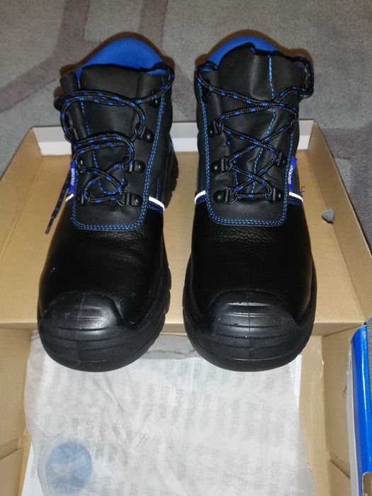 Работни обувки с бомбе Raven XT Ankle