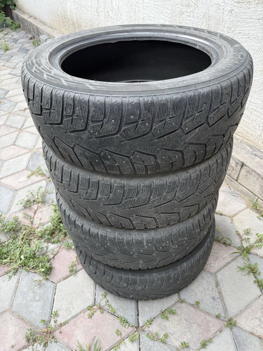 Зимние шины комплект