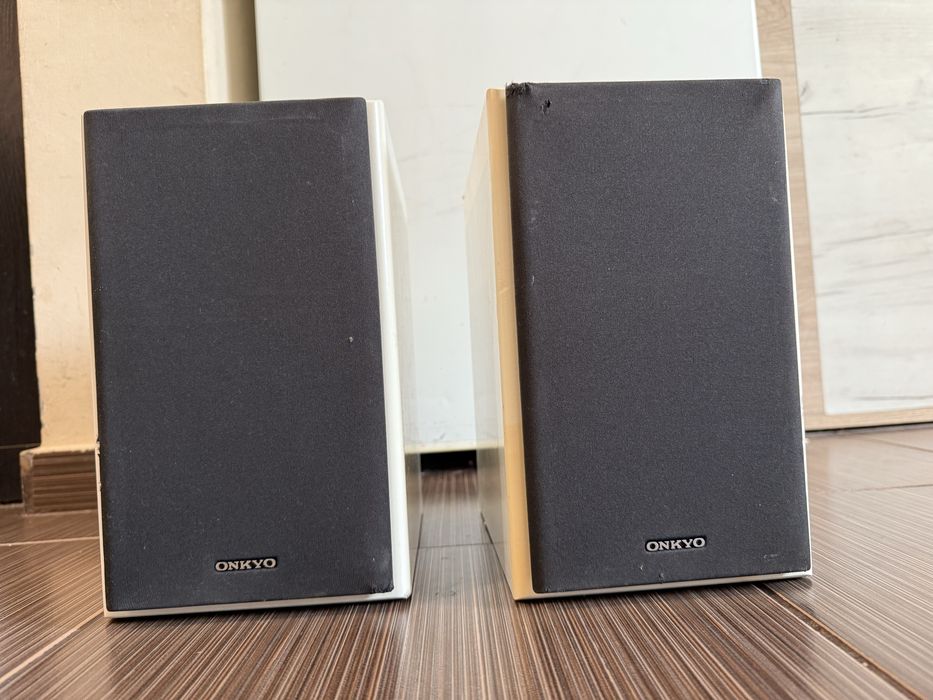 Onkyo D-045 Тонколони