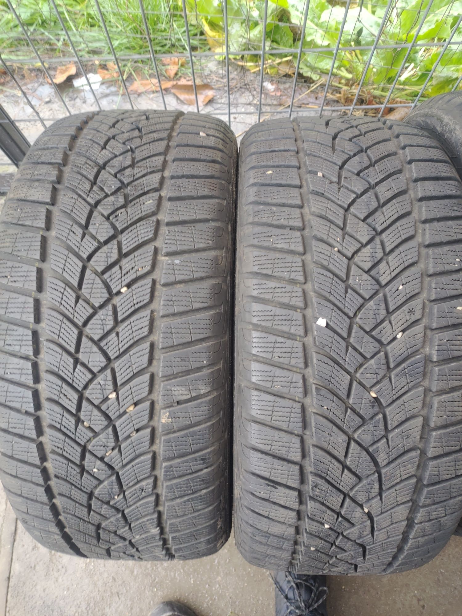 245.40.19 goodyear