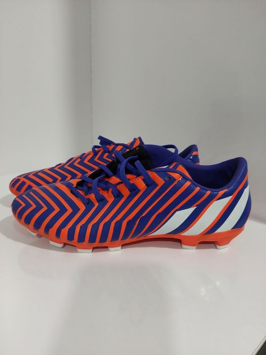 Adidas бутонки. Нови без етикет