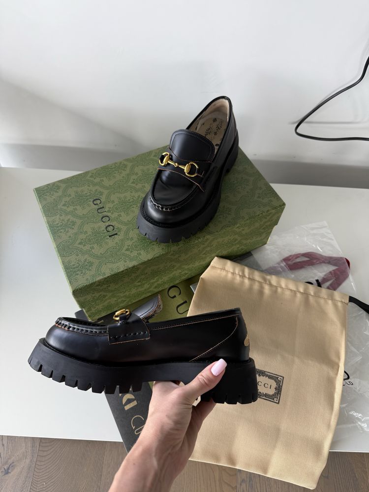Gucci естествена кожа черни лоуфъри