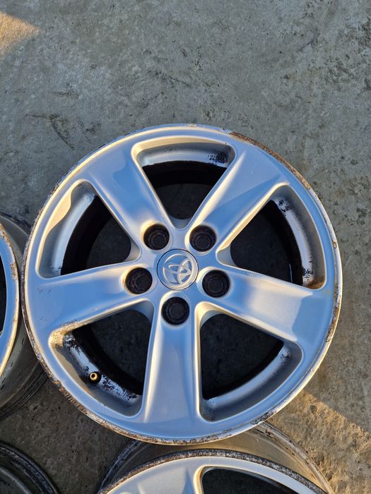 Jante aliaj Toyota Avensis 2005 R16