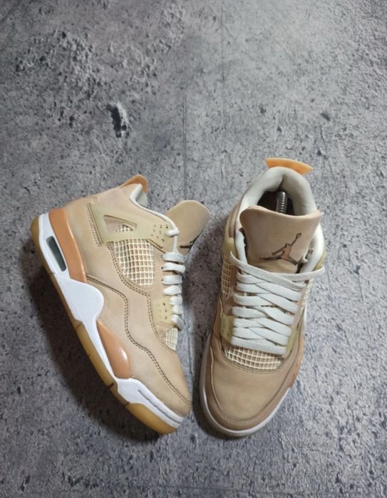 Jordan 4 shimmer