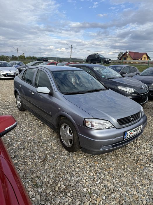 Opel astra benzina