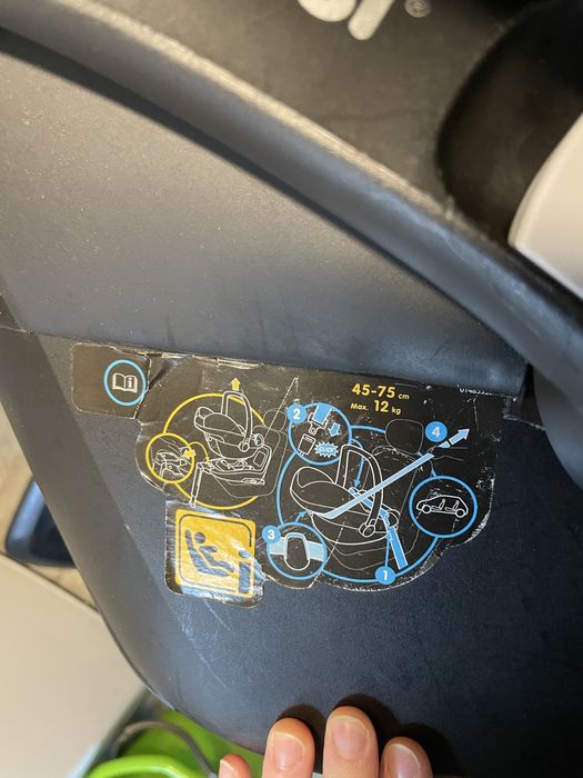 Scoica Maxi Cosi cu baza izofix