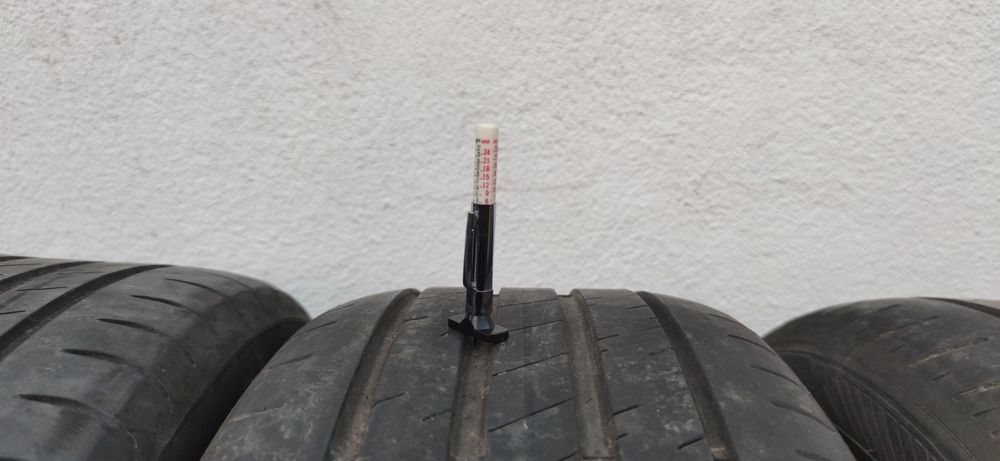 225/50/17 летни 4 броя DOT 23/21