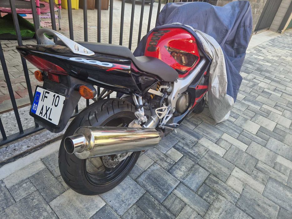 Honda CBR 600 F4i sau schimb cu touring