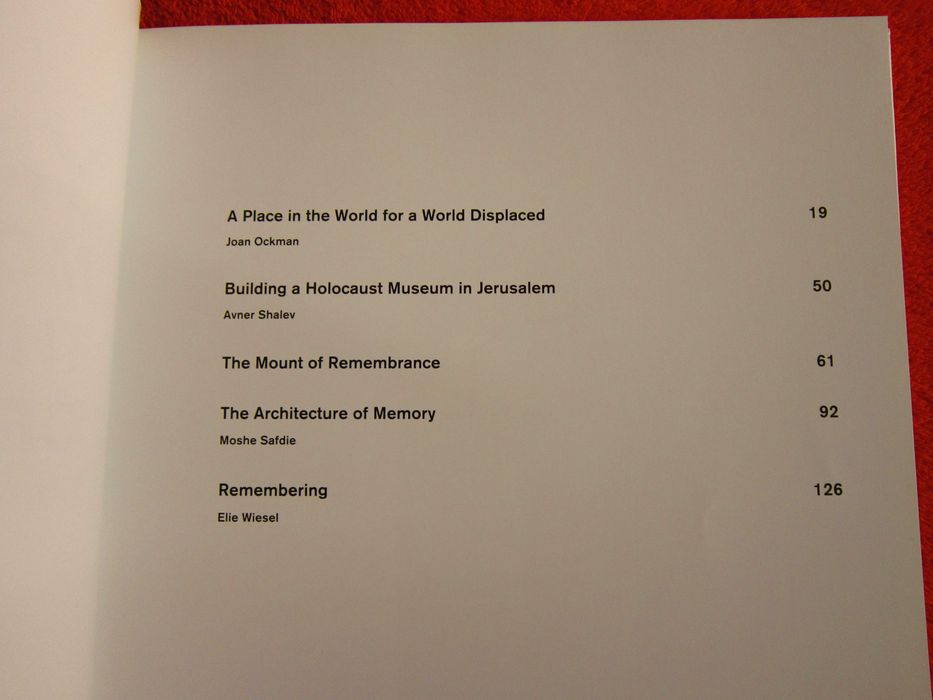 cadou rar Yad Vashem 2005 Muzeul Arhitectura memoriei Ierusalim