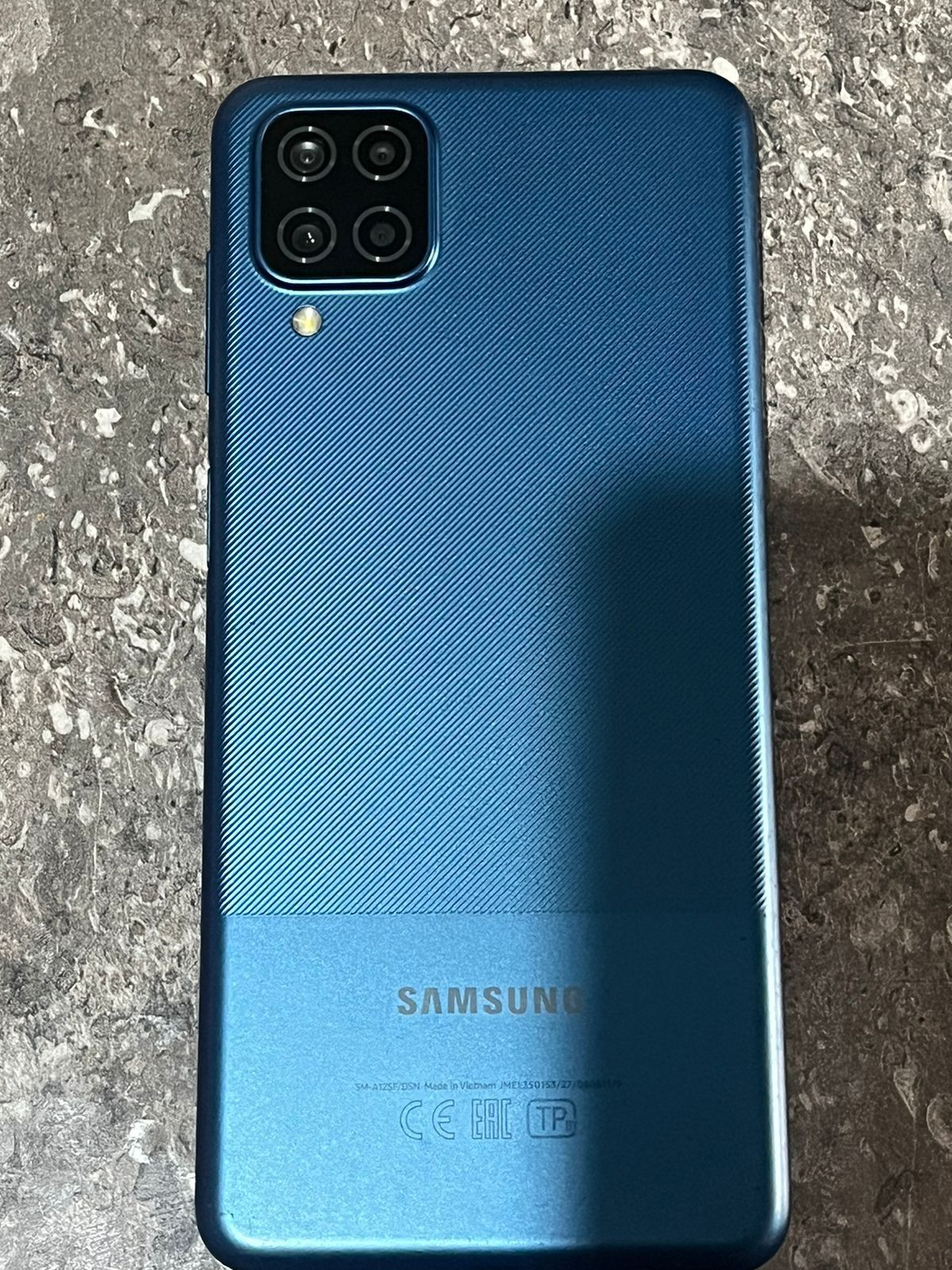 Продам Samsung A12