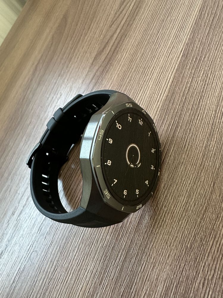 Смарт - часы Huawei watch gt 5 Pro