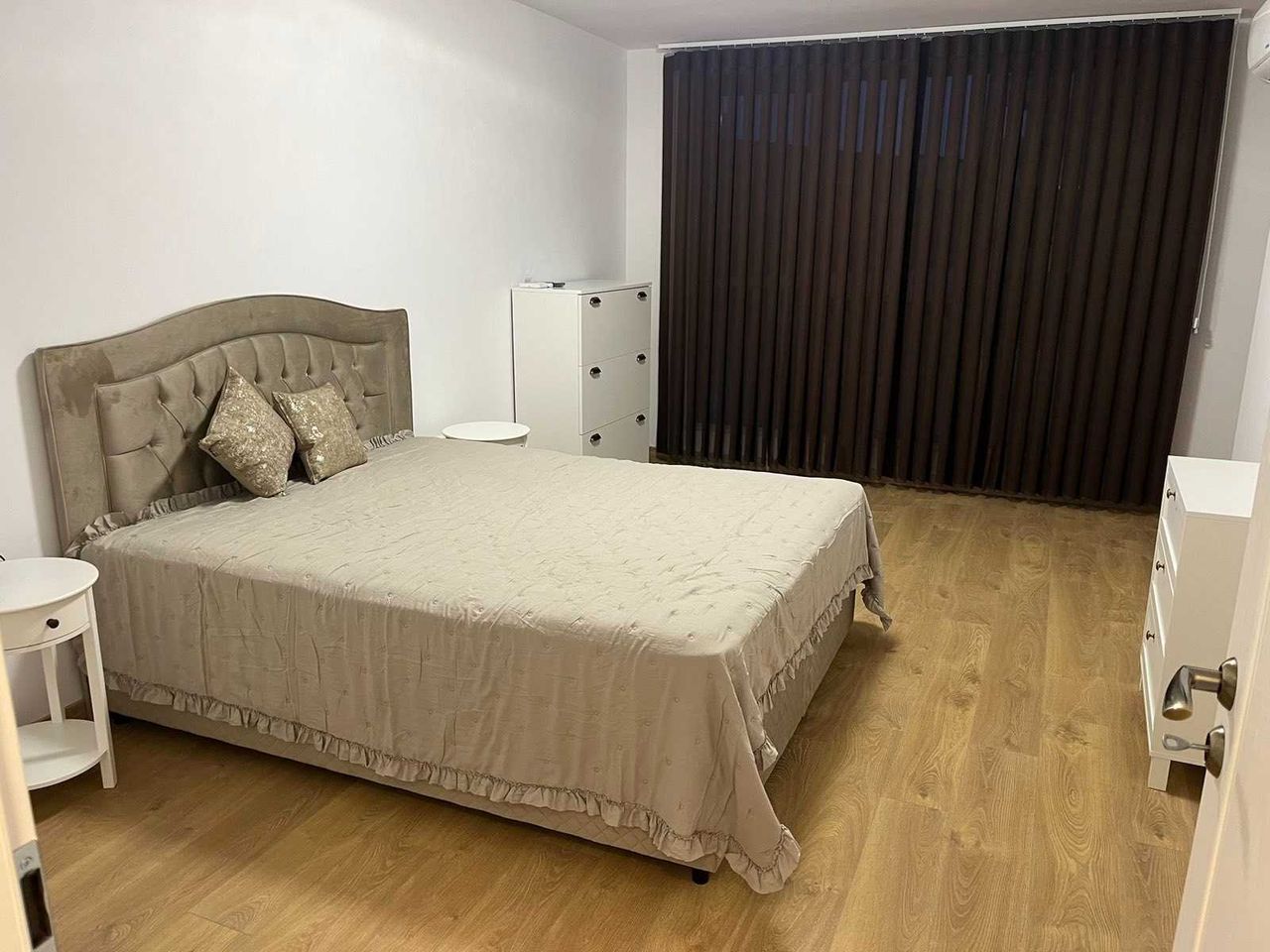 Дава се под наем Тристаен апартамент в Бургас, Сарафово - 125 кв.м за 637.5 € - Снимка #3
