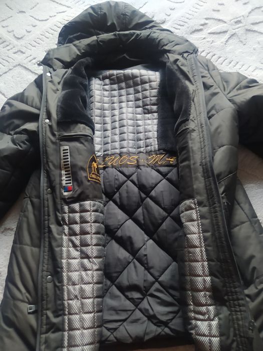 Продам зимние куртку мужскую в хорошем состоянии.