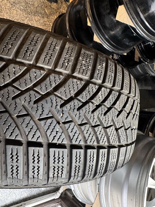 Jante aliaj 17 Vw Passat b8 + anvelope iarnă Semperit 215/55 R17 98V